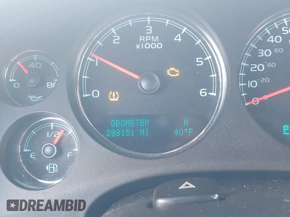 2010 Chevrolet Tahoe LTZ with VIN 1GNUKCE01AR197786, listed as a IAAI auction lot 41659828 with 288,151 mi miles and . Bid and sale history available at DreamBid. Image 15.