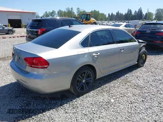 2014 Volkswagen Passat SE с VIN 1VWBN7A35EC028438, выставлен на аукционе IAAI как лот 42172605 с пробегом 108 955 миль миль и . История ставок и продаж доступна на DreamBid. Изображение 4.