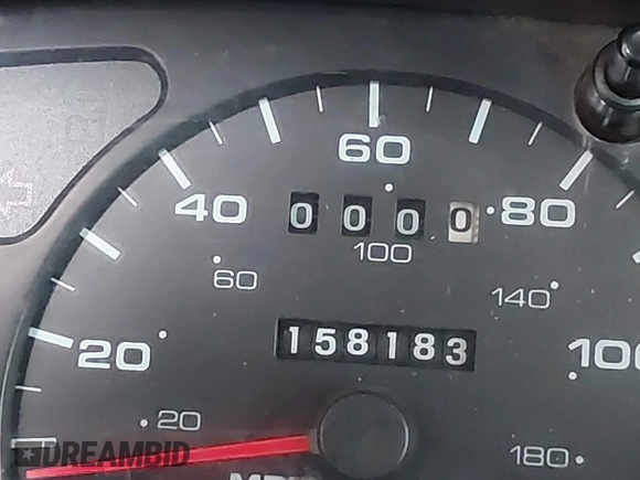 2002 Mercury Sable GS z VIN 1MEFM50U12G619858, wystawiony jako IAAI lot #42207058 z przebiegiem 158 183 mil mil oraz . Historia ofert i sprzedaży dostępna na DreamBid. Obrazek 14.