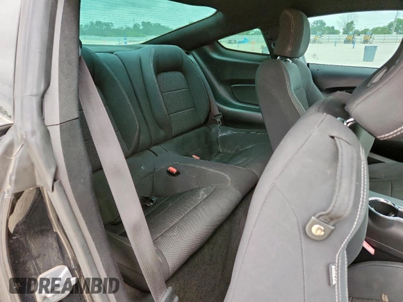 2016 Ford Mustang V6 с VIN 1FA6P8AM5G5303185, выставлен на аукционе Copart как лот 59793755 с пробегом 71 035 миль миль и Списание • Salvage title. История ставок и продаж доступна на DreamBid. Изображение 10.