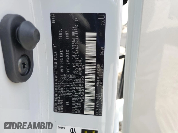 2024 Toyota Corolla Cross L with VIN 7MUAAAAG6RV105158, listed as a Copart auction lot 60271015 with 7,294 mi miles and Salvage title. Bid and sale history available at DreamBid. Image 14.