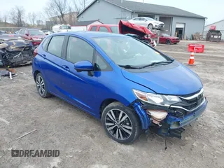 2020 Honda Fit EX with VIN 3HGGK5H85LM719666, listed as a IAAI auction lot 42020641 with 30,451 mi miles. Bid and sale history available at carsss.com. Image 1.