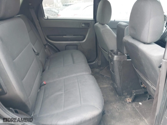 2011 Ford Escape XLT with VIN 1FMCU9D79BKB81857, listed as a IAAI auction lot 41736042 with 999,999 mi miles. Bid and sale history available at carsss.com. Image 8.