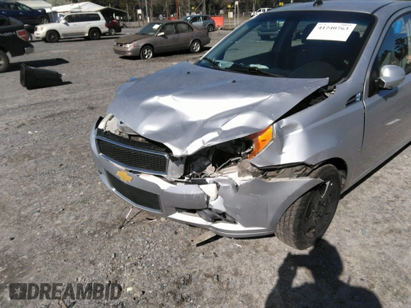 2009 Chevrolet Aveo 1LT with VIN KL1TD66E49B302519, listed as a IAAI auction lot 41740763 with 82,033 mi miles and . Bid and sale history available at DreamBid. Image 6.