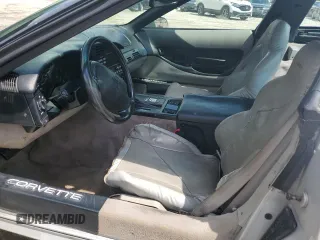 1996 Chevrolet Corvette z VIN 1G1YY22P9T5102060, wystawiony jako Copart lot #56195395 z przebiegiem Nie podano mil oraz Tytuł czysty. Historia ofert i sprzedaży dostępna na DreamBid. Obrazek 7.
