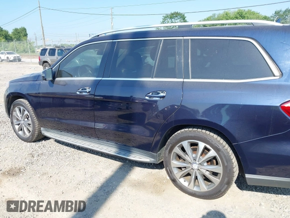 2014 Mercedes-Benz GL 450 с VIN 4JGDF7CE6EA325717, выставлен на аукционе IAAI как лот 42567112 с пробегом 131 186 миль миль и . История ставок и продаж доступна на DreamBid. Изображение 14.