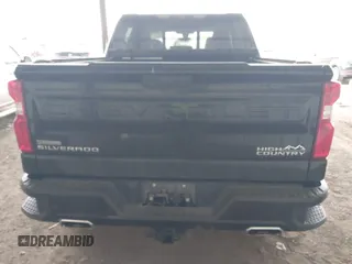 2020 Chevrolet Silverado 1500 High Country with VIN 3GCUYHELXLG432705, listed as a IAAI auction lot 41250140 with 59,955 mi miles. Bid and sale history available at carsss.com. Image 17.