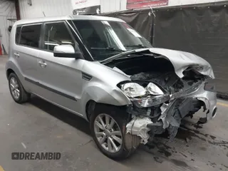 2012 Kia Soul + with VIN KNDJT2A66C7403146, listed as a IAAI auction lot 42003669 with 142,522 mi miles. Bid and sale history available at carsss.com. Image 1.