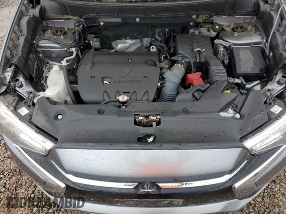 2019 Mitsubishi Outlander ES z VIN JA4AR3AU0KU030344, wystawiony jako Copart lot #56364925 z przebiegiem 20 360 mil mil oraz Szkoda całkowita • Salvage title. Historia ofert i sprzedaży dostępna na DreamBid. Obrazek 12.