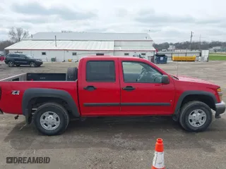2008 Chevrolet Colorado LT w/1LT with VIN 1GCDT33E088223864, listed as a IAAI auction lot 41952417 with 148,095 mi miles. Bid and sale history available at carsss.com. Image 13.