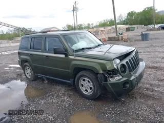 2008 Jeep Patriot Sport с VIN 1J8FT28088D520705, выставлен на аукционе IAAI как лот 42107804 с пробегом 77 032 миль миль и . История ставок и продаж доступна на DreamBid. Изображение 1.