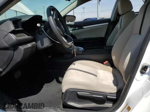 2020 Honda Civic LX z VIN 19XFC2F69LE201741, wystawiony jako Copart lot #49923505 z przebiegiem 57 538 mil mil oraz Szkoda całkowita • Salvage title. Historia ofert i sprzedaży dostępna na DreamBid. Obrazek 7.