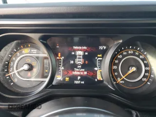 2024 Jeep Wrangler Sahara with VIN 1C4PJXEN1RW118397, listed as a Copart auction lot 56307925 with 7,257 mi miles and Salvage Title. Bid and sale history available at DreamBid. Image 9.