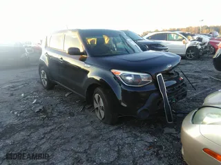 2015 Kia Soul with VIN KNDJN2A21F7801215, listed as a IAAI auction lot 36257040 with 64,558 mi miles. Bid and sale history available at carsss.com. Image 1.