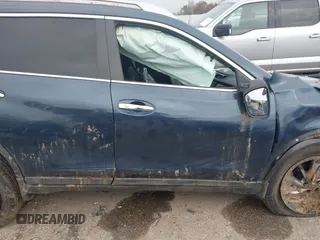 2015 Nissan Rogue SL z VIN 5N1AT2MVXFC853005, wystawiony jako IAAI lot #41480177 z przebiegiem Nie podano mil oraz . Historia ofert i sprzedaży dostępna na DreamBid. Obrazek 14.