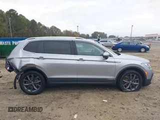2022 Volkswagen Tiguan SE с VIN 3VV3B7AX5NM148193, выставлен на аукционе IAAI как лот 40795694 с пробегом 62 828 миль миль и . История ставок и продаж доступна на DreamBid. Изображение 14.