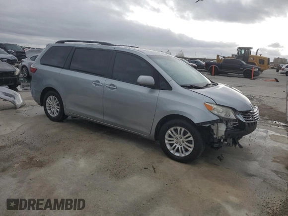 2017 Toyota Sienna XLE Auto Access Seat with VIN 5TDYZ3DC5HS836006, listed as a Copart auction lot 51231435 with 63,342 mi miles and Salvage Title. Bid and sale history available at DreamBid. Image 4.