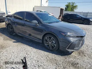 2025 Toyota Camry LE with VIN 4T1DAACK6SU559271, listed as a Copart auction lot 52409575 with 4,474 mi miles and Salvage Title. Bid and sale history available at carsss.com. Image 4.