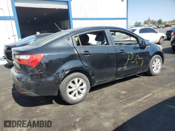 2013 Kia Rio EX z VIN KNADN4A30D6104166, wystawiony jako Copart lot #62711245 z przebiegiem 129 718 mil mil oraz Szkoda całkowita • Salvage title. Historia ofert i sprzedaży dostępna na DreamBid. Obrazek 3.
