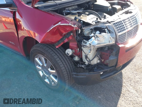 2007 Lincoln MKX with VIN 2LMDU68C57BJ22143, listed as a IAAI auction lot 41725486 with 112,149 mi miles. Bid and sale history available at carsss.com. Image 6.