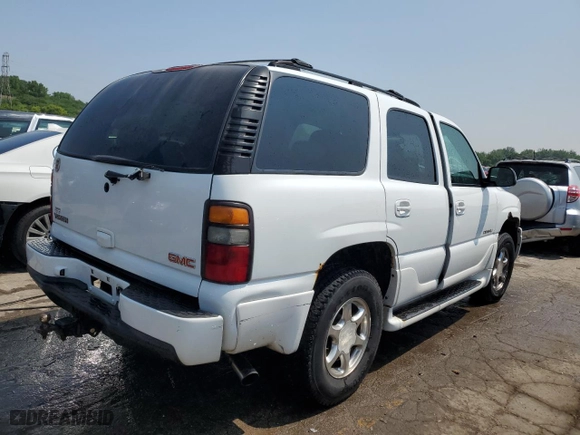 2005 GMC Yukon Denali with VIN 1GKEK63U75J123561, listed as a Copart auction lot 56900583 with 0 mi miles and Salvage Title. Bid and sale history available at carsss.com. Image 3.
