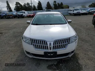 2012 Lincoln MKZ Hybrid z VIN 3LNDL2L30CR822565, wystawiony jako Copart lot #52122355 z przebiegiem 212 391 mil mil oraz Szkoda całkowita • Salvage title. Historia ofert i sprzedaży dostępna na DreamBid. Obrazek 5.
