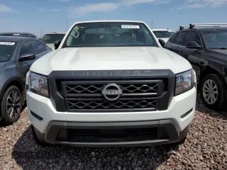 2024 Nissan Frontier S with VIN 1N6ED1CL3RN642229, listed as a Copart auction lot 61270734 with 919 mi miles and Salvage Title. Bid and sale history available at carsss.com. Image 5.