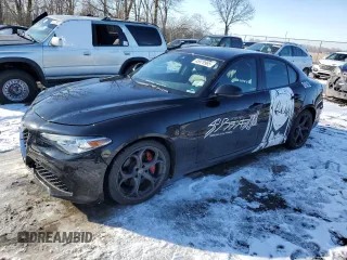 2017 Alfa Romeo Giulia Ti with VIN ZARFAECN3H7542620, listed as a Copart auction lot 45979985 with 41,686 mi miles and Salvage Title. Bid and sale history available at carsss.com. Image 1.