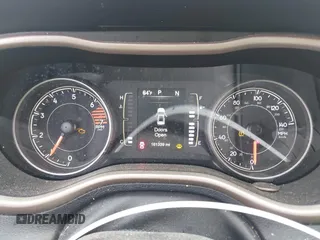 2018 Jeep Cherokee Latitude with VIN 1C4PJLCB4JD513885, listed as a IAAI auction lot 42091548 with 161,339 mi miles and . Bid and sale history available at DreamBid. Image 7.