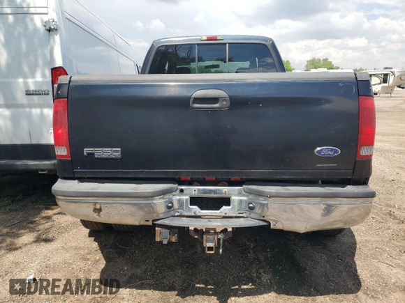 2003 Ford F-350 XL with VIN 1FTWW33F53EA72524, listed as a Copart auction lot 58817635 with 117,675 mi miles and Clean title. Bid and sale history available at DreamBid. Image 6.
