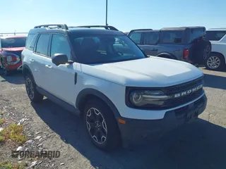2025 Ford Bronco Sport Outer Banks with VIN 3FMCR9CNXSRE33936, listed as a IAAI auction lot 42809431 with 9,753 mi miles and . Bid and sale history available at DreamBid. Image 1.