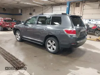 2013 Toyota Highlander Limited z VIN 5TDDK3EH1DS271468, wystawiony jako IAAI lot #42147451 z przebiegiem 98 139 mil mil oraz . Historia ofert i sprzedaży dostępna na DreamBid. Obrazek 3.