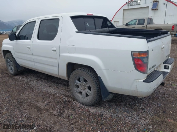 2008 Honda Ridgeline RTX with VIN 2HJYK16318H527181, listed as a IAAI auction lot 41777517 with 231,613 mi miles. Bid and sale history available at carsss.com. Image 3.