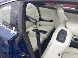 2019 Infiniti Q60 Red Sport 400 с VIN JN1FV7EL9KM440997, выставлен на аукционе IAAI как лот 41561078 с пробегом 32 020 миль миль и . История ставок и продаж доступна на DreamBid. Изображение 8.