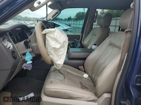 2009 Ford Expedition SSV z VIN 1FMFU165X9EA86341, wystawiony jako Copart lot #61268995 z przebiegiem Nie podano mil oraz Szkoda całkowita • Salvage title. Historia ofert i sprzedaży dostępna na DreamBid. Obrazek 7.