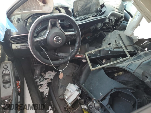 2019 Nissan Altima S z VIN 1N4BL4BV7KC158083, wystawiony jako Copart lot #56957685 z przebiegiem 101 419 mil mil oraz Szkoda całkowita • Salvage title. Historia ofert i sprzedaży dostępna na DreamBid. Obrazek 8.