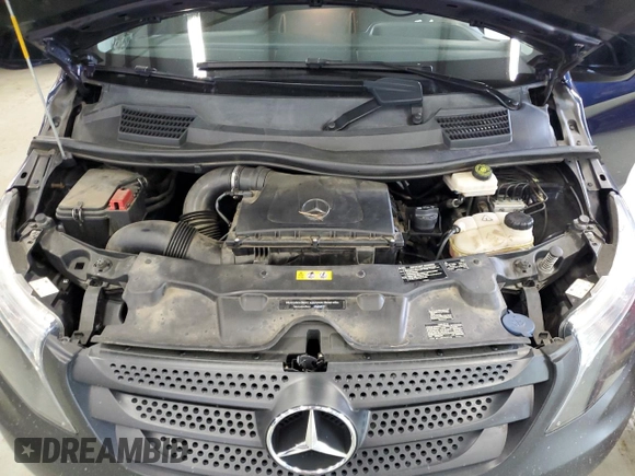 2018 Mercedes-Benz Metris Passenger z VIN WD4PG2EE1J3488603, wystawiony jako Copart lot #56352845 z przebiegiem 137 161 mil mil oraz Czysty tytuł • Clean title. Historia ofert i sprzedaży dostępna na DreamBid. Obrazek 12.