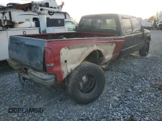 2003 Ford F-350 XL with VIN 1FTWW33F63EA29777, listed as a Copart auction lot 81047684 with 214,722 mi miles and Salvage Title. Bid and sale history available at DreamBid. Image 3.