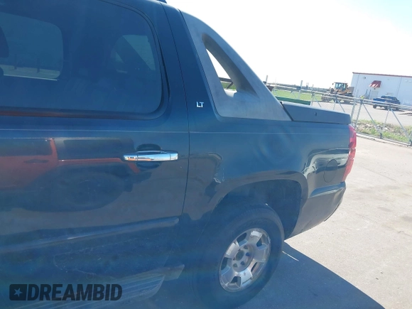 2008 Chevrolet Avalanche LTZ with VIN 3GNFK12338G139684, listed as a IAAI auction lot 42232957 with 280,661 mi miles and . Bid and sale history available at DreamBid. Image 6.