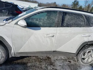 2023 Hyundai Tucson SEL with VIN 5NMJBCAE6PH255692, listed as a IAAI auction lot 41373553 with 9,481 mi miles. Bid and sale history available at carsss.com. Image 14.