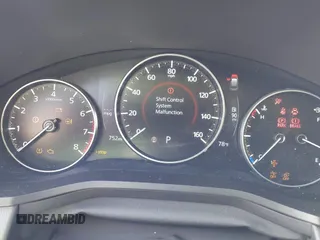 2025 Mazda CX-90 Preferred z VIN JM3KKBHDXS1224788, wystawiony jako IAAI lot #42007081 z przebiegiem 752 mil mil oraz . Historia ofert i sprzedaży dostępna na DreamBid. Obrazek 7.