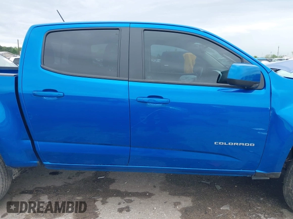 2021 Chevrolet Colorado 2WD LT z VIN 1GCGSCEN9M1226777, wystawiony jako IAAI lot #41895262 z przebiegiem 68 065 mil mil oraz . Historia ofert i sprzedaży dostępna na DreamBid. Obrazek 13.