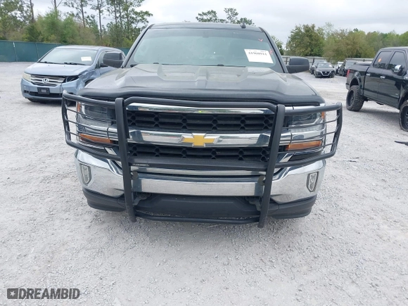 2018 Chevrolet Silverado 1500 LT with VIN 1GCVKREH8JZ164984, listed as a IAAI auction lot 41960911 with 83,198 mi miles. Bid and sale history available at carsss.com. Image 13.