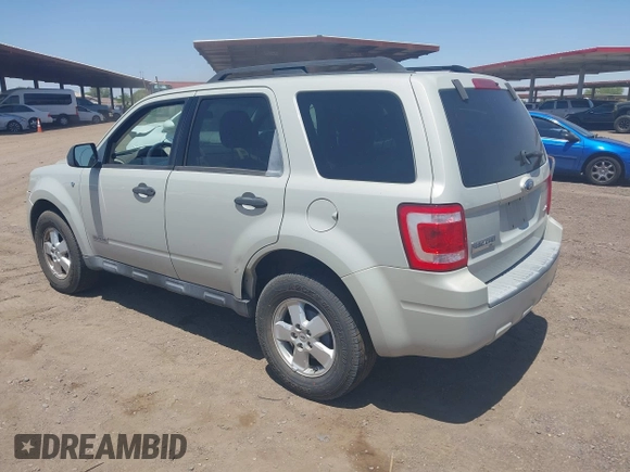 2008 Ford Escape XLT с VIN 1FMCU93138KD30768, выставлен на аукционе IAAI как лот 42464734 с пробегом 120 218 миль миль и . История ставок и продаж доступна на DreamBid. Изображение 3.