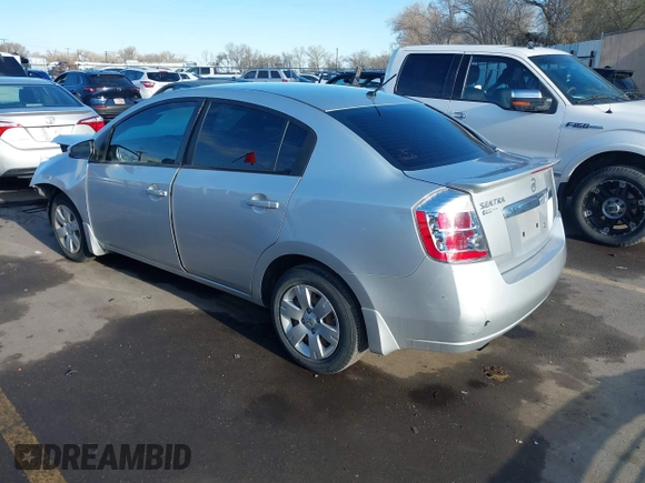 2012 Nissan Sentra S z VIN 3N1AB6AP6CL724881, wystawiony jako IAAI lot #41959859 z przebiegiem 110 858 mil mil oraz . Historia ofert i sprzedaży dostępna na DreamBid. Obrazek 3.