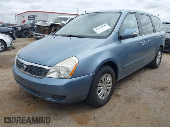 2011 Kia Sedona LX with VIN KNDMG4C70B6424016, listed as a IAAI auction lot 41964190 with 116,859 mi miles. Bid and sale history available at carsss.com. Image 17.