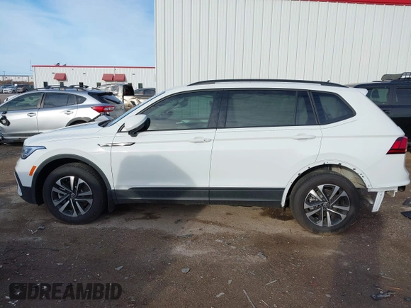 2024 Volkswagen Tiguan S with VIN 3VVRB7AX4RM232229, listed as a IAAI auction lot 41673555 with 333 mi miles and . Bid and sale history available at DreamBid. Image 15.