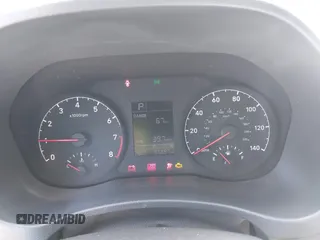 2021 Hyundai Accent SE с VIN 3KPC24A68ME131773, выставлен на аукционе IAAI как лот 42384396 с пробегом 155 697 миль миль и . История ставок и продаж доступна на DreamBid. Изображение 7.