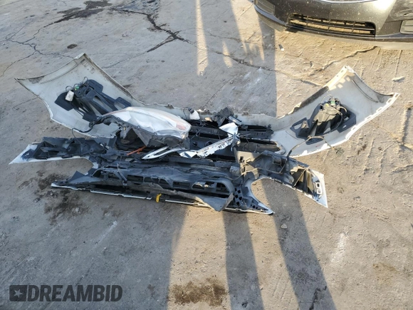 2018 Ford Transit Connect XLT z VIN NM0GS9F79J1364461, wystawiony jako Copart lot #81565024 z przebiegiem 151 934 mil mil oraz Szkoda całkowita • Salvage title. Historia ofert i sprzedaży dostępna na DreamBid. Obrazek 13.