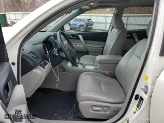 2011 Toyota Highlander with VIN 5TDZA3EH2BS012171, listed as a Copart auction lot 36656033 with 109,361 mi miles and Salvage Title. Bid and sale history available at carsss.com. Image 7.